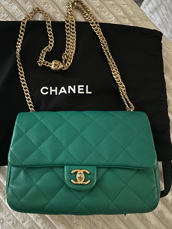 CHANEL Handbags - CHANEL Green Caviar Sweetheart Crush Small Flap  Handbag